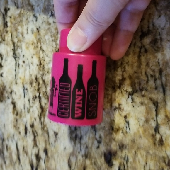 Vacuum wine stopper - Picture 3 of 4